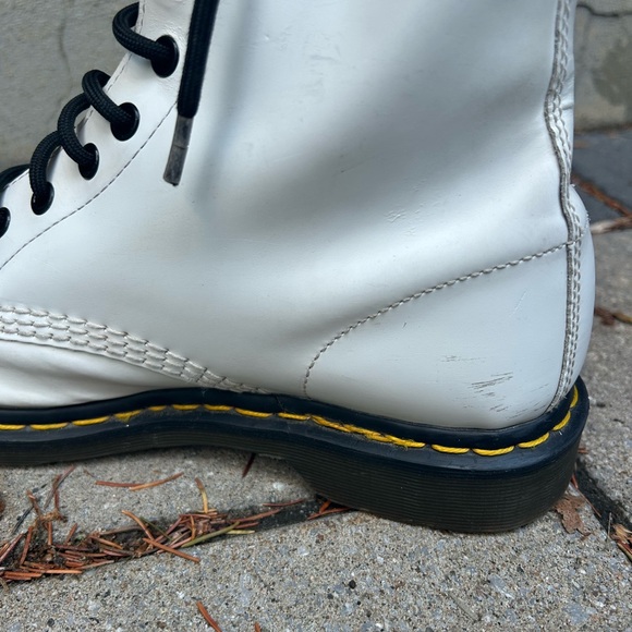 Dr Martens white boots - Picture 15 of 16